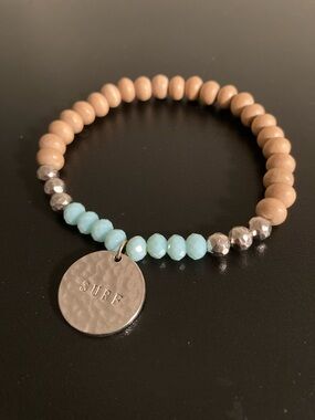Surf Charm Beaded Bracelet - Light Blue & Tan